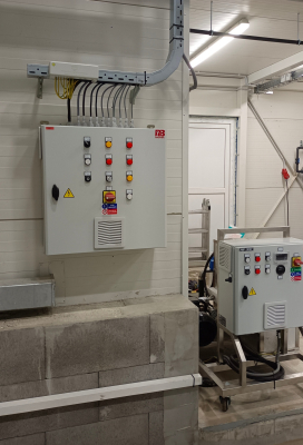 technologie před&uacute;pravy povrchu, vysokotlak&yacute; myc&iacute; agreg&aacute;t RB-30E,  reverzn&iacute; osm&oacute;za