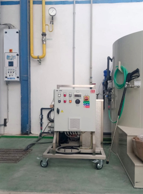 vysokotlak&yacute; myc&iacute; stroj RB-30E, technologie recyklace odma&scaron;ťovac&iacute; l&aacute;zně