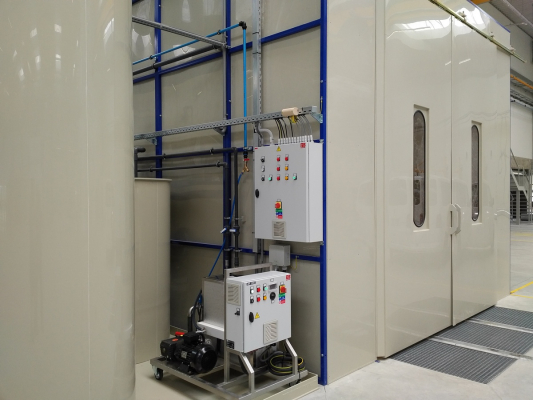 LAC, s.r.o. (Židlochovice), před&uacute;pravy povrchu pomoc&iacute; vysokotlak&eacute;ho agreg&aacute;tu, vysokotlak&yacute; myc&iacute; agreg&aacute;t RB-30E