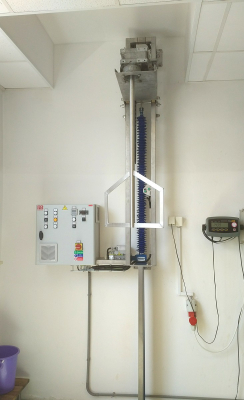 MANUFAKTURA (Praha) - m&iacute;chadlo s automatick&yacute;m zdvihem