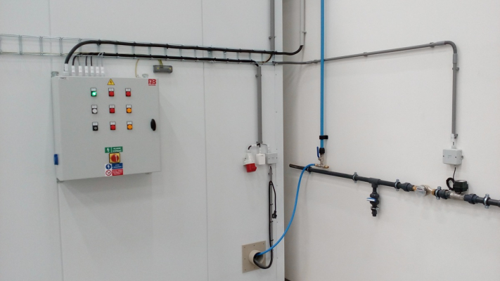 WITTE Automotive (Ostrov) pracovi&scaron;tě myt&iacute; 