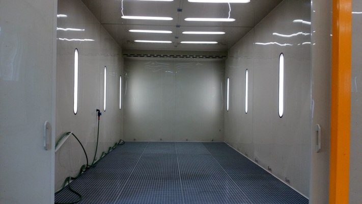 TALTECH s.r.o. (Mantov-Chotě&scaron;ov) pracovi&scaron;tě před&uacute;pravy povrchu pomoc&iacute; vysokotlak&eacute;ho agreg&aacute;tu 